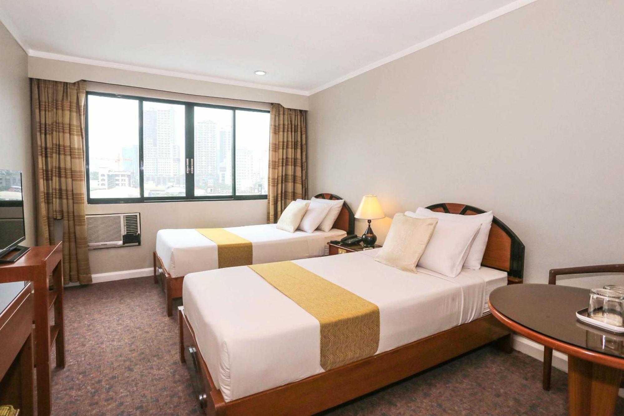 Holiday Plaza Hotel - Cebu Zewnętrze zdjęcie
